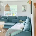 Cooking Over Fire And Coziness Near Ajstrup 펜션 Ajstrup Strand